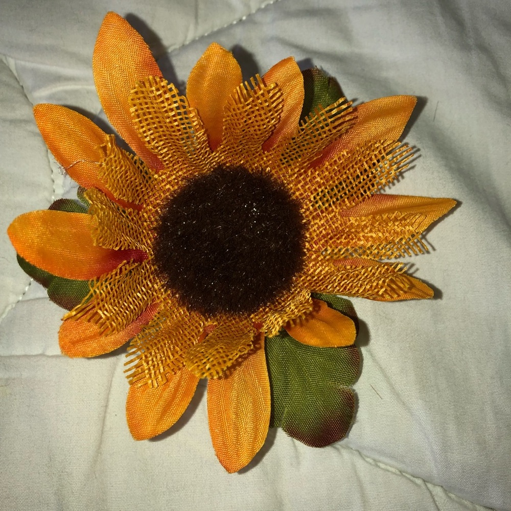 Sunflower hair pin